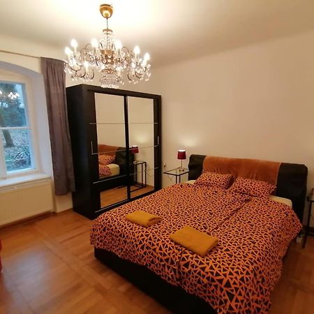 Zagreb Botanical Garden Budget Apartment Екстер'єр фото